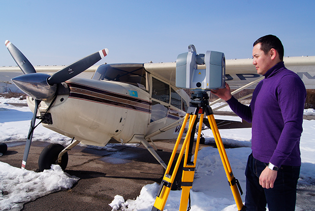 Сканер Trimble TX8